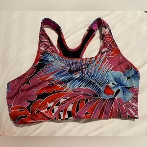 Nike Tropical Sports Bar